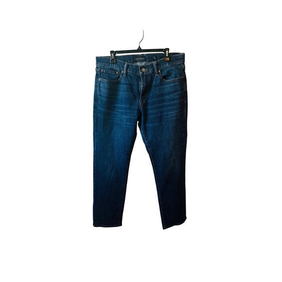 Lucky Brand Mens 34x30 Dark Wash Denim Jeans Casual Classic Fit - Picture 3 of 5